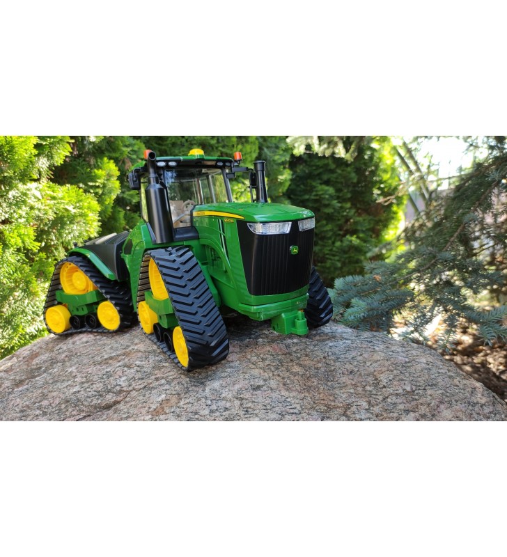 Ciągnik gąsienicowy John Deere 9620RX Bruder 04055