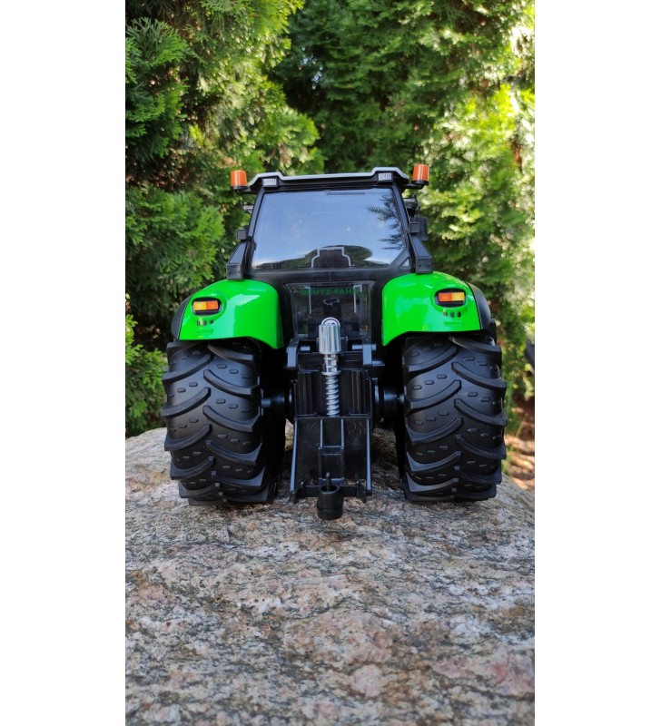 Traktor Deutz Agrotron X720 z ładowarką Bruder 03081