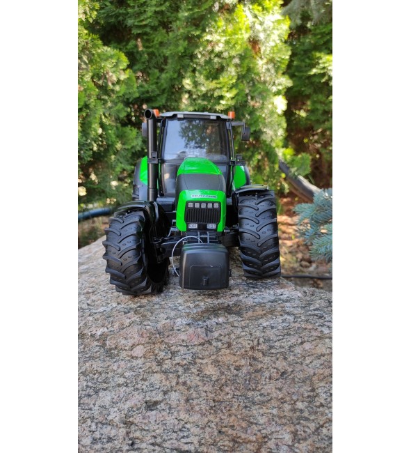 Traktor Deutz Agrotron X720 z ładowaczem czołowym TUR Bruder 03081