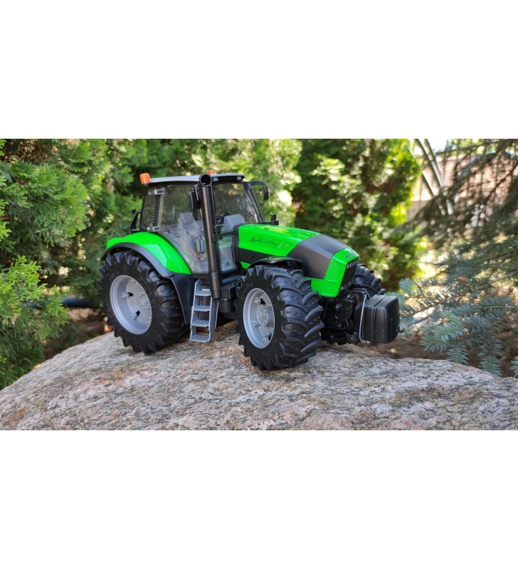 Traktor Deutz Agrotron X720 z ładowarką Bruder 03081