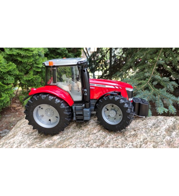 Traktor Massey Ferguson 7600 z ładowaczem czołowym TUR Bruder 03047