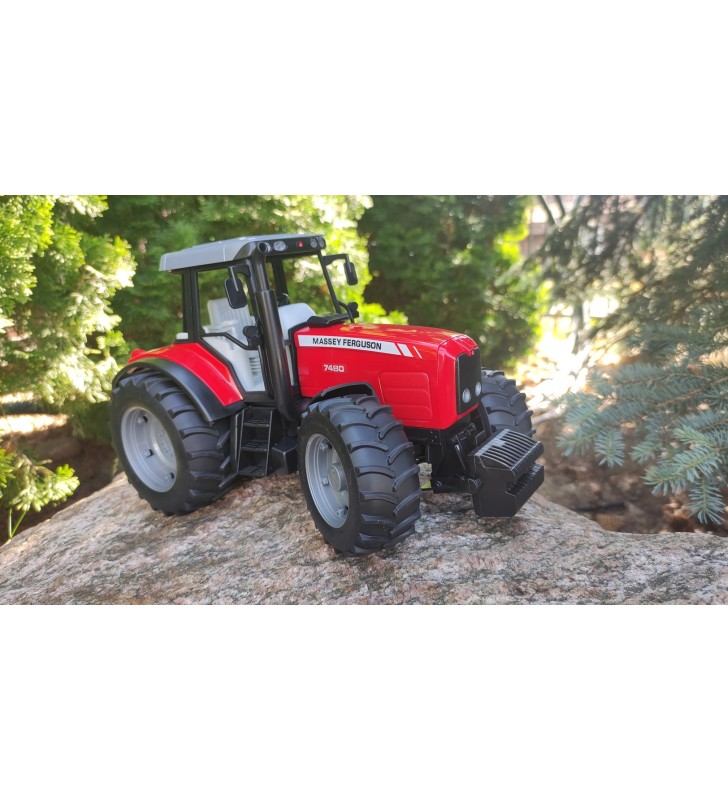 Traktor Massey Ferguson z przyczepą wywrotką Bruder 02045