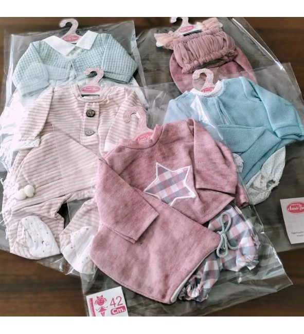 Pakiet ubranek dla lalki 42 cm 5 szt. Antonio Juan 91042