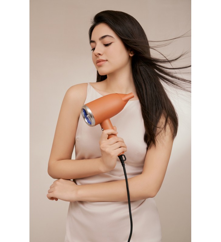 Jonowa suszarka do włosów - TouchBeauty Silky
